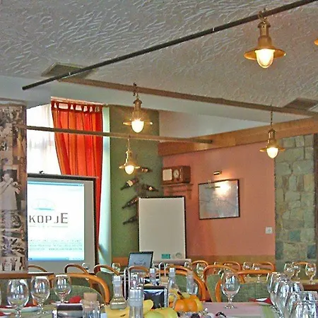 Hotel Skopje סקופיה