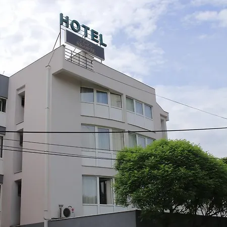Hotel Skopje 4*