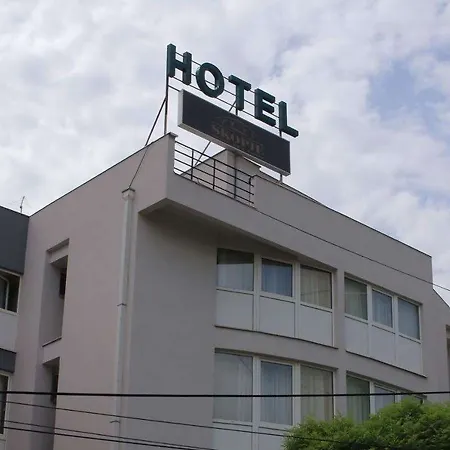 מלון Hotel Skopje סקופיה