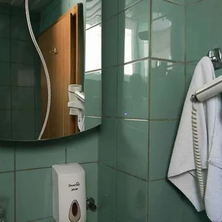 Hotel Skopje מלון סקופיה