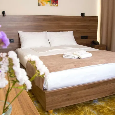 Hotel Skopje 4*