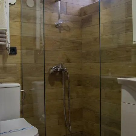 Hotel Skopje מלון סקופיה
