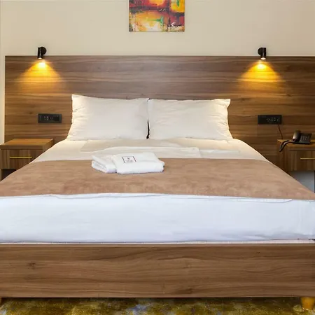 Hotel Skopje מלון סקופיה