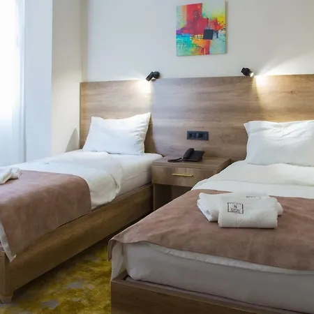 Hotel Skopje 4* סקופיה