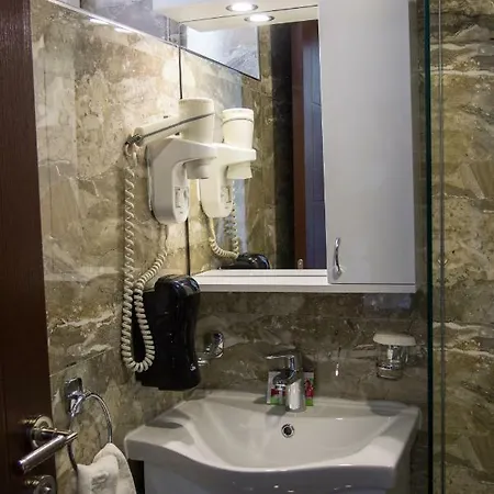 מלון Hotel Skopje