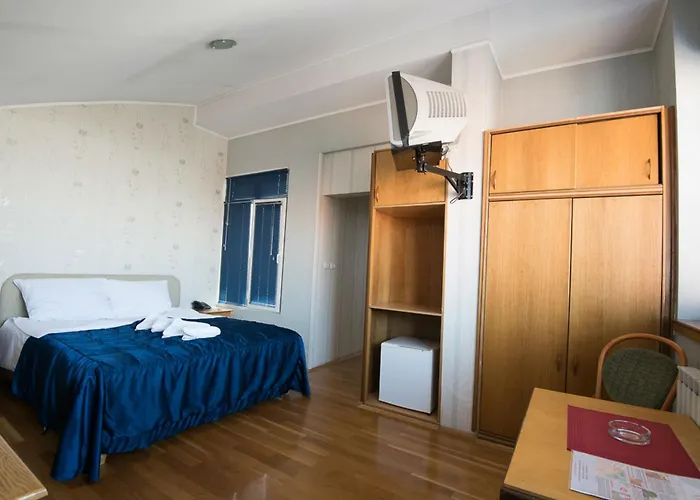 Hotel Skopje 4*