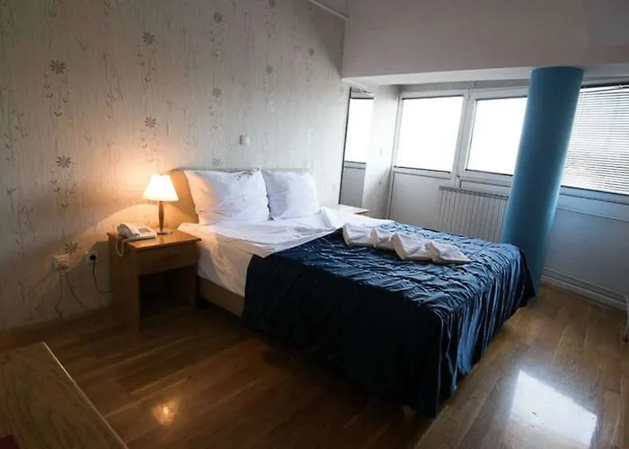 Hotel Skopje 4* Skopje